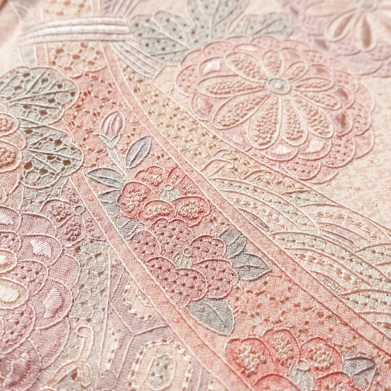 付け下げ 美品 スワトウ刺繍 相良刺繍 正絹 花柄 袷仕立て 身丈163cm 裄丈66cm 刺繍 ピンク_画像7