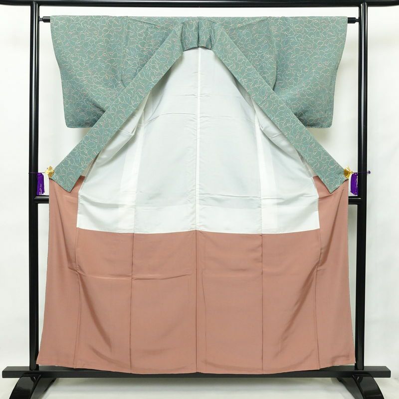 小紋 紬地 正絹 花柄 袷仕立て 身丈158cm 裄丈63.5cm 緑・うぐいす色_画像3