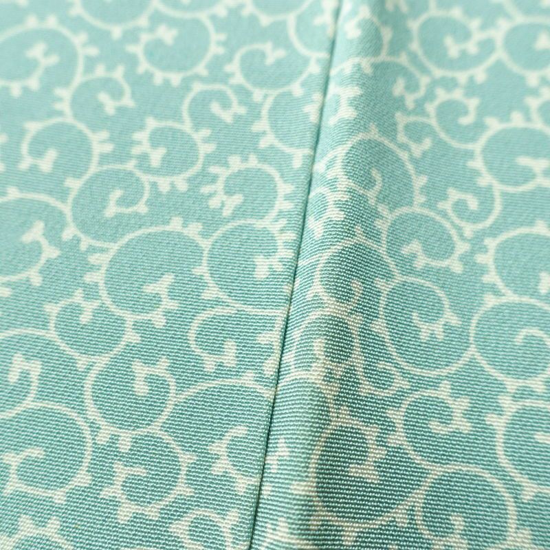 小紋 縮緬 総柄 正絹 木の葉・植物柄 袷仕立て 身丈158cm 裄丈64.5cm 緑・うぐいす色_画像9