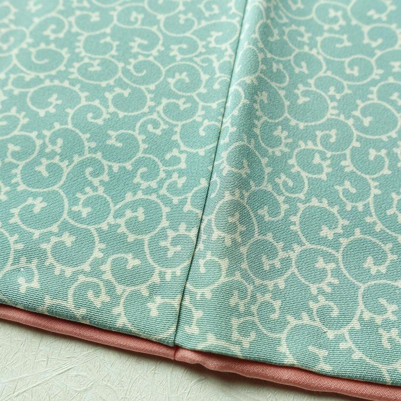 小紋 縮緬 総柄 正絹 木の葉・植物柄 袷仕立て 身丈158cm 裄丈64.5cm 緑・うぐいす色_画像10