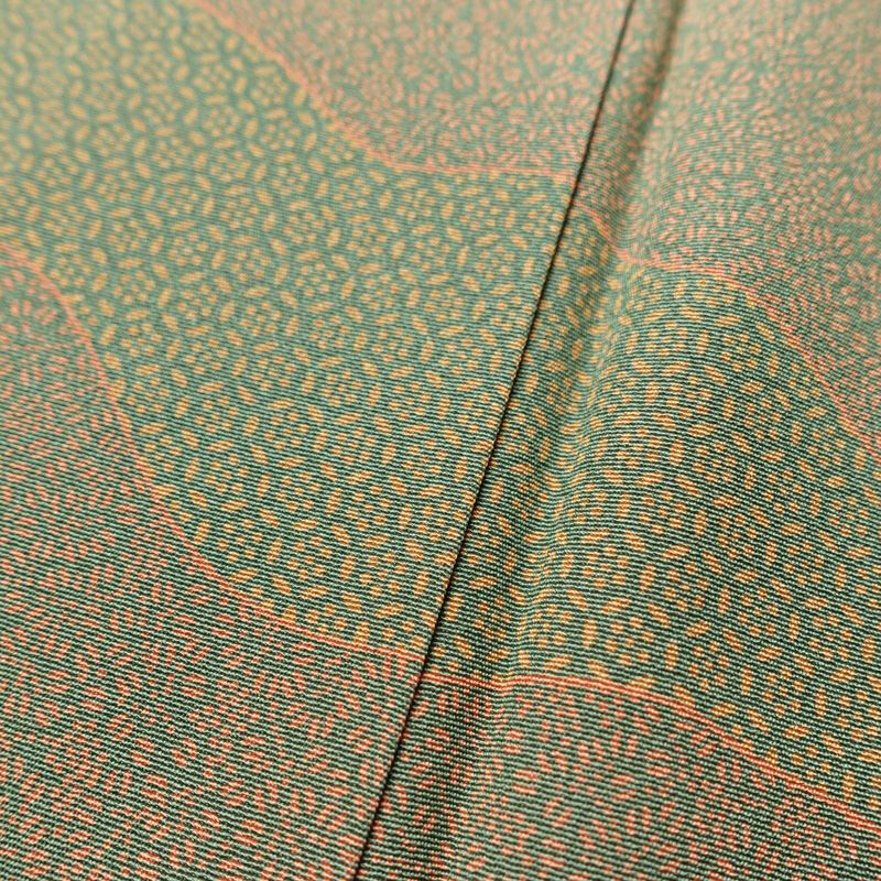 訪問着 六谷博臣 江戸小紋 良品 落款入り 縮緬 江戸小紋 正絹 古典柄 袷仕立て 身丈161cm 裄丈66.5cm 共八掛 着物 緑・うぐいす色_画像8