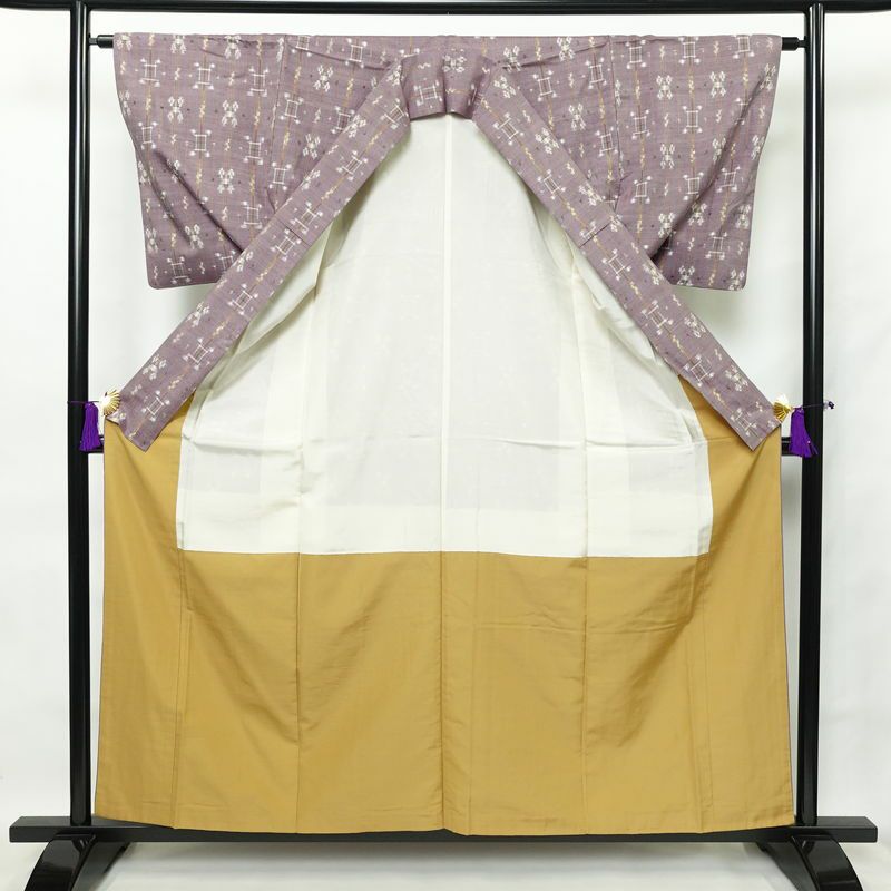 紬 正絹 幾何学柄・抽象柄 袷仕立て 身丈158.5cm 裄丈64cm 紫・藤色_画像3