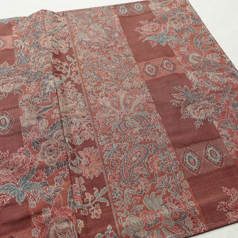 小紋 紬地 美品 胴抜き仕立て しつけ糸付き 正絹 幾何学柄・抽象柄 身丈165cm 裄丈67cm 茶_画像12