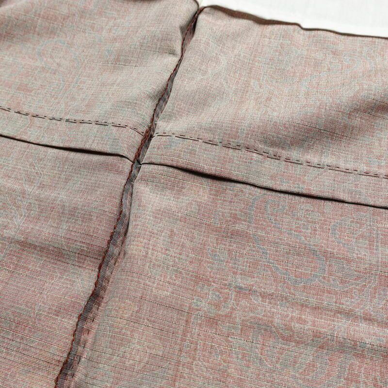 小紋 紬地 美品 胴抜き仕立て しつけ糸付き 正絹 幾何学柄・抽象柄 身丈165cm 裄丈67cm 茶_画像19