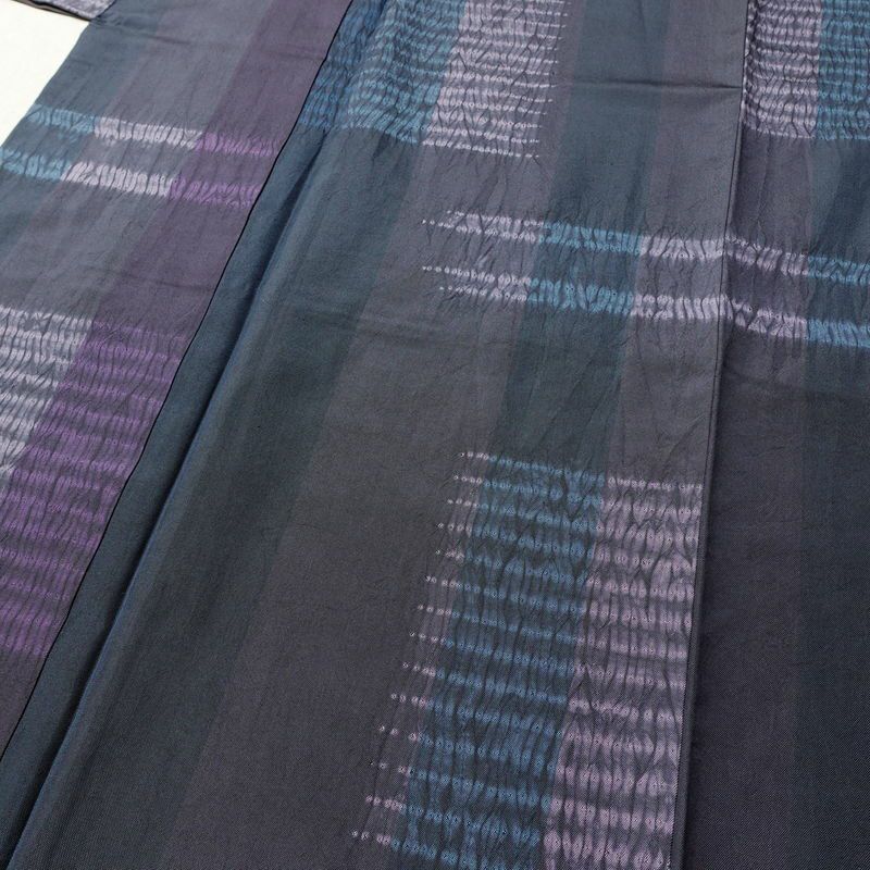 大島紬 証紙あり 絞り 正絹 縞柄・線柄 袷仕立て 身丈162cm 裄丈67cm 青・紺_画像5