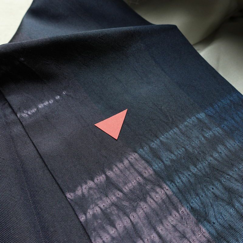 大島紬 証紙あり 絞り 正絹 縞柄・線柄 袷仕立て 身丈162cm 裄丈67cm 青・紺_画像17