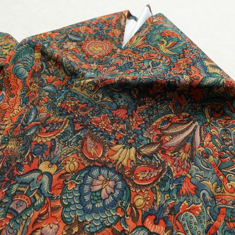 小紋 美品 しつけ糸付き 縮緬 総柄 正絹 幾何学柄・抽象柄 袷仕立て 身丈168cm 裄丈67cm 赤・朱_画像17