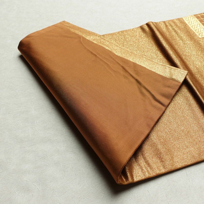 名古屋帯 太鼓柄 正絹 その他の柄 名古屋仕立て 刺繍 金通し 茶_画像9