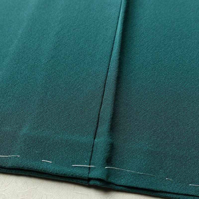色無地 しつけ糸付き 縮緬 一つ紋付き 正絹 無地 袷仕立て 身丈163.5cm 裄丈66.5cm 共八掛 緑・うぐいす色_画像9