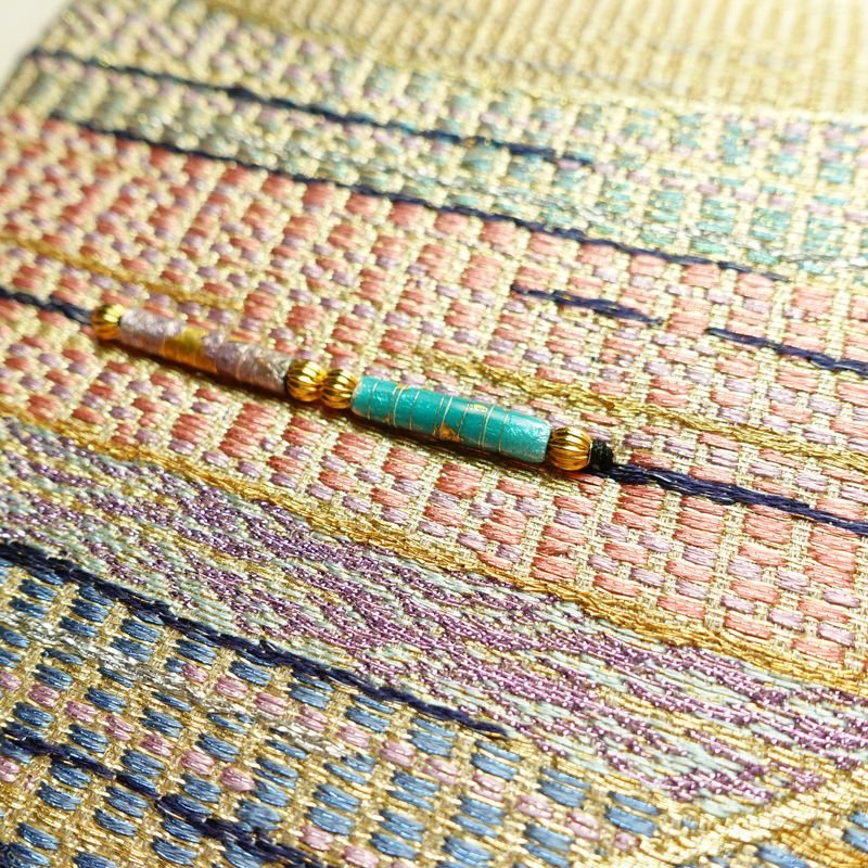 袋帯 六通柄 良品 飾り付き フォーマル用 正絹 流水・波柄 クリーム_画像3