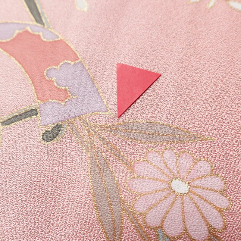 訪問着 正絹 古典柄 身丈163cm 裄丈65.5cm 箔 金彩 御所車 梅 松 菊 ピンク_画像8