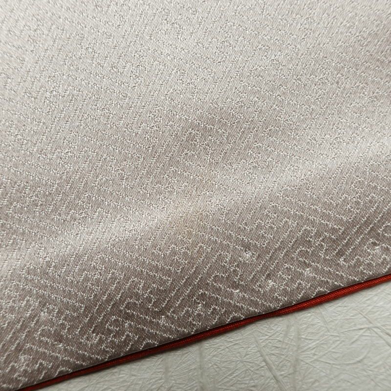 訪問着 綸子 正絹 木の葉・植物柄 袷仕立て 身丈157cm 裄丈65cm 箔 刺繍 金彩 赤・朱_画像12