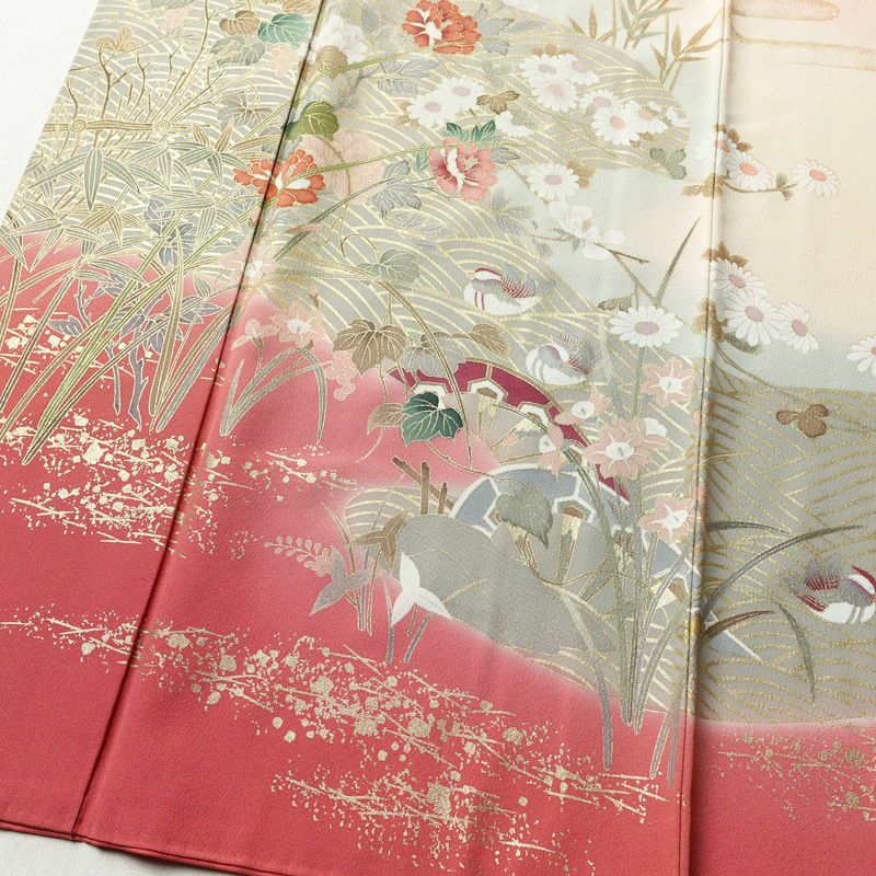 訪問着 縮緬 正絹 古典柄 袷仕立て 身丈160cm 裄丈69cm 箔 梅 菊 萩 ピンク_画像4