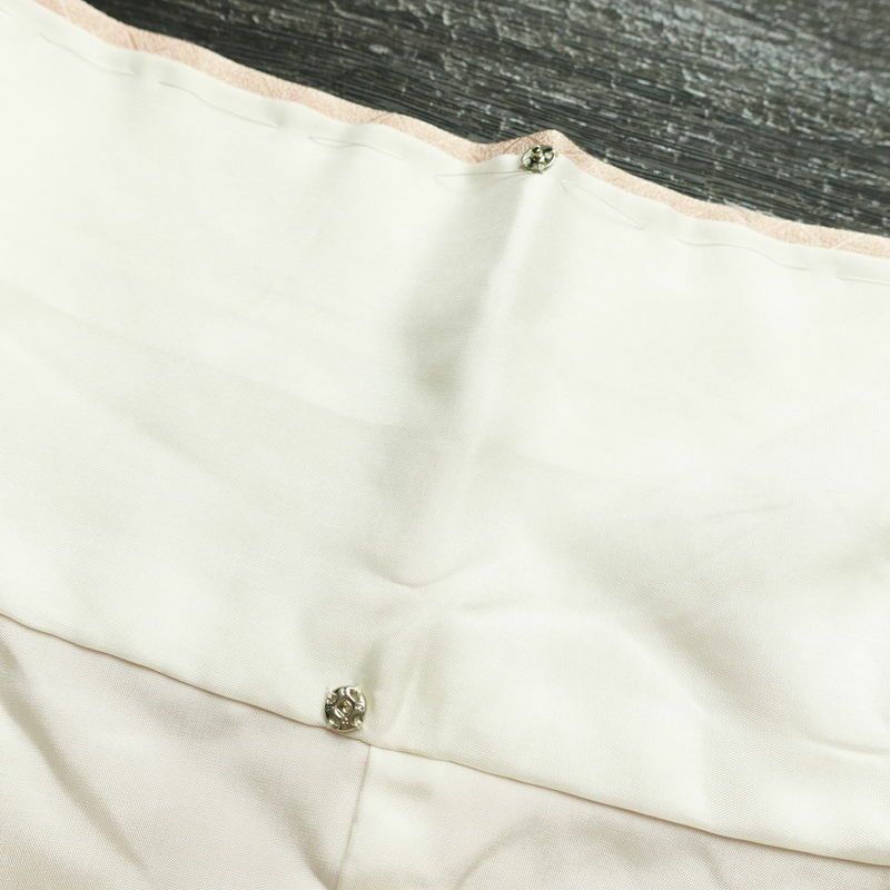 付け下げ 良品 しつけ糸付き 絞り 一つ紋付き 正絹 花柄 袷仕立て 身丈162cm 裄丈65cm ピンク_画像19