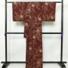 小紋 良品 縮緬 正絹 木の葉・植物柄 袷仕立て 身丈169cm 裄丈70cm 一部しつけ糸付き 萩 雪輪 総柄  金彩 小豆・エンジ_画像2