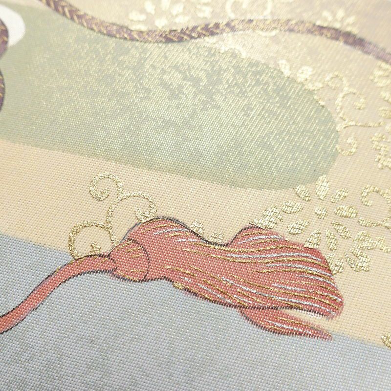 袋帯 樽本伊勢蔵 能面 檜扇 太鼓柄 美品 落款入り 正絹 人物・動物柄 箔 紫・藤色_画像5