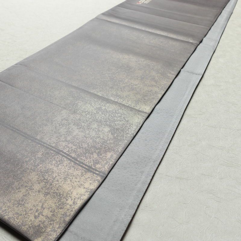 袋帯 樽本伊勢蔵 能面 檜扇 太鼓柄 美品 落款入り 正絹 人物・動物柄 箔 紫・藤色_画像6