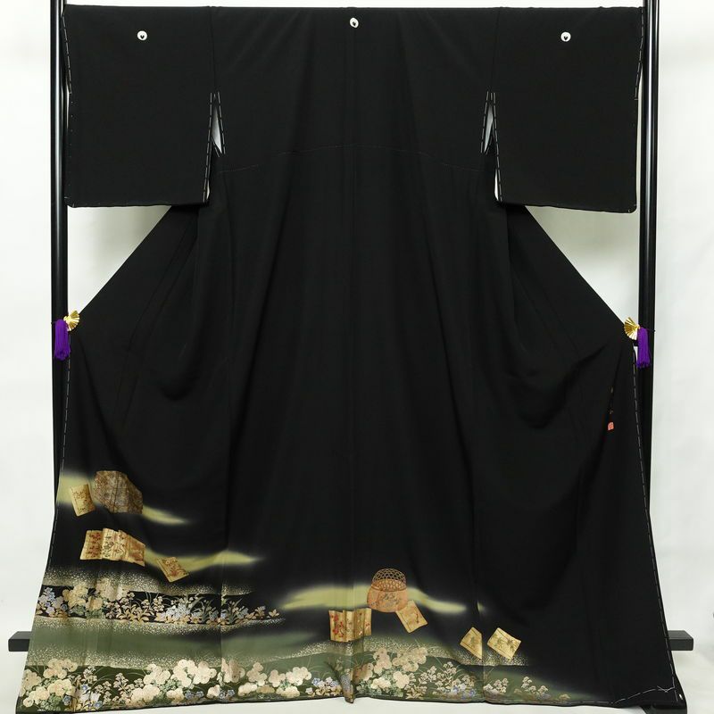 黒留袖 美品 五つ紋付き 桃山蒔絵 落款入り しつけ糸付き 縮緬 正絹 古典柄 袷仕立て 身丈170.5cm 裄丈70.5cm 箔 金彩 黒_画像1