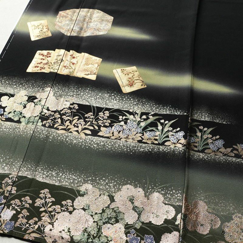黒留袖 美品 五つ紋付き 桃山蒔絵 落款入り しつけ糸付き 縮緬 正絹 古典柄 袷仕立て 身丈170.5cm 裄丈70.5cm 箔 金彩 黒_画像4