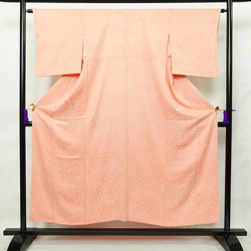 色無地 一つ紋付き 正絹 花柄 袷仕立て 身丈150.5cm 裄丈64cm ピンク_画像1