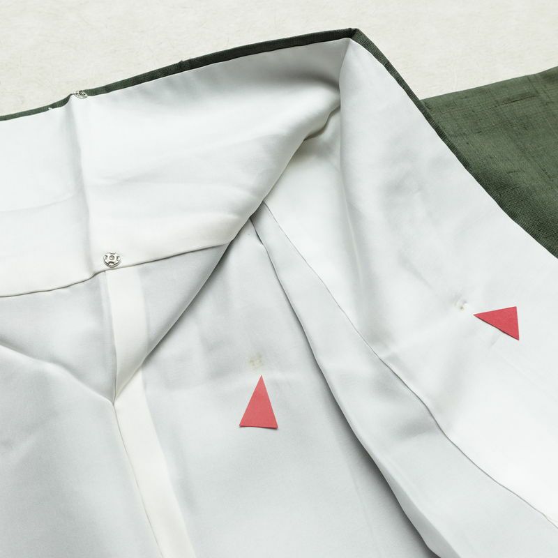 付け下げ 紬地 落款入り しつけ糸付き 正絹 その他の柄 袷仕立て 身丈166cm 裄丈70cm 箔 緑・うぐいす色_画像19