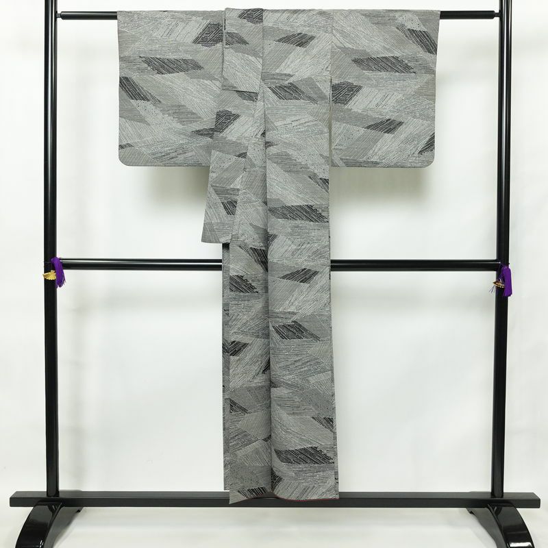 小紋 ポリエステル 幾何学柄・抽象柄 袷仕立て 身丈149cm 裄丈63.5cm グレー_画像2