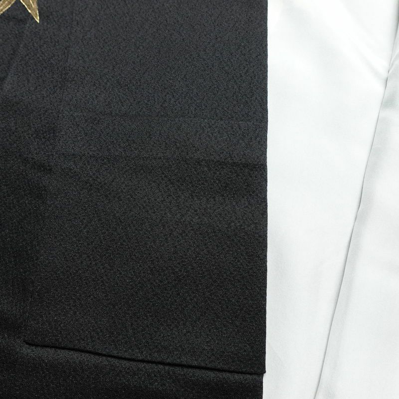 振袖 良品 金駒刺繍 正絹 風景柄 袷仕立て 身丈172cm 裄丈71cm 箔 金彩 モダン 成人式 黒_画像16