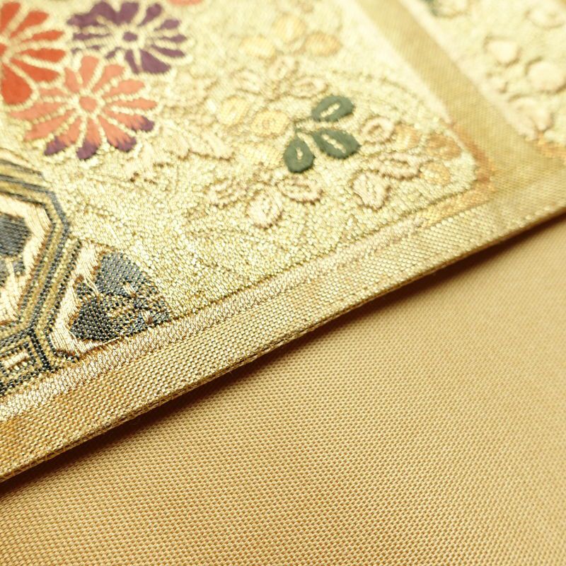 袋帯 鏤金 六通柄 美品 フォーマル用 正絹 古典柄 箔 金糸 帯 金・銀_画像12