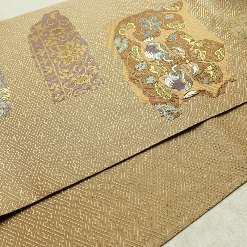 袋帯 六通柄 良品 一般用 正絹 幾何学柄・抽象柄 金糸 帯 黄・黄土色_画像11
