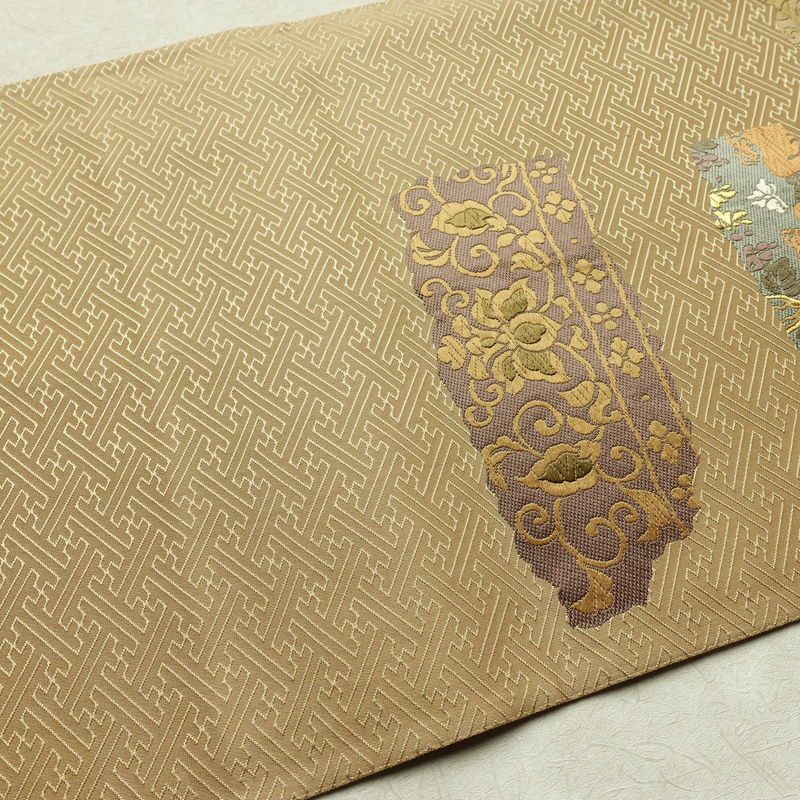 袋帯 六通柄 良品 一般用 正絹 幾何学柄・抽象柄 金糸 帯 黄・黄土色_画像16
