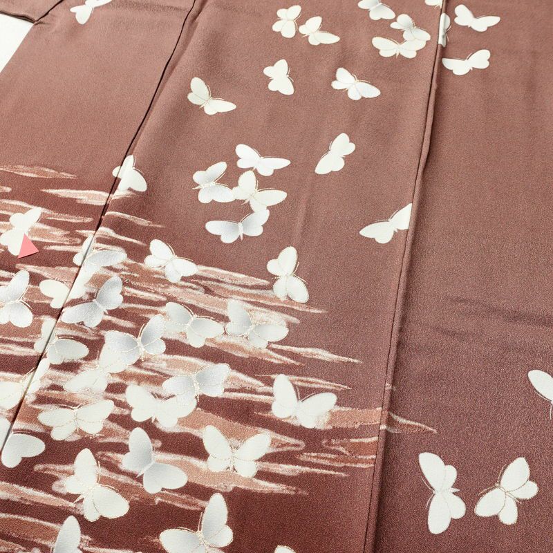 訪問着 しつけ糸付き 正絹 蝶・昆虫柄 袷仕立て 身丈159.5cm 裄丈66cm 箔 金彩 フォーマル 着物 茶_画像5