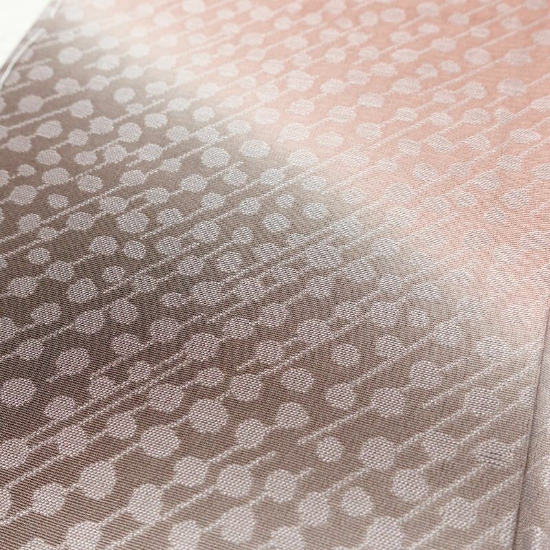 付け下げ 良品 しつけ糸付き 一つ紋付き 正絹 その他の柄 袷仕立て 身丈161.5cm 裄丈68cm フォーマル 着物 くすみピンク ぼかし ピンク_画像7