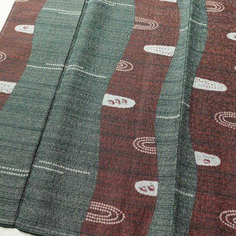 小紋 しつけ糸付き ポリエステル 古典柄 袷仕立て 身丈161.5cm 裄丈65cm 着物 緑・うぐいす色_画像4