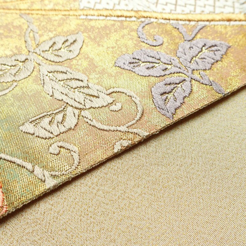 袋帯 六通柄 良品 フォーマル用 正絹 古典柄 箔 刺繍 金糸 帯 扇子 鶴 菊 多色使い_画像12
