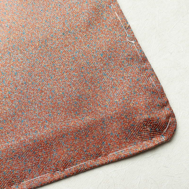 付け下げ 美品 綸子 正絹 その他の柄 袷仕立て 身丈159.5cm 裄丈65cm 一部しつけ糸付き 共八掛 フォーマル 着物 緑・うぐいす色_画像16