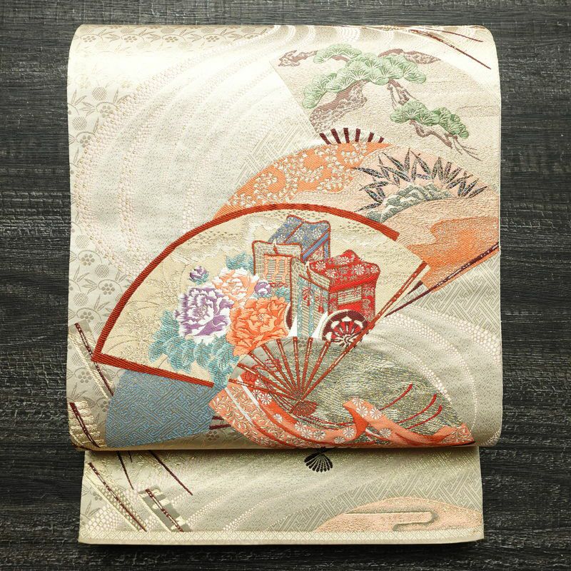 袋帯 詠歌清泉文 六通柄 フォーマル用 正絹 古典柄 箔 帯 クリーム_画像1