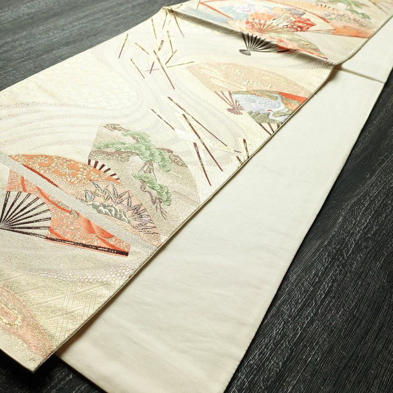 袋帯 詠歌清泉文 六通柄 フォーマル用 正絹 古典柄 箔 帯 クリーム_画像7