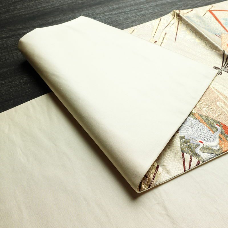 袋帯 詠歌清泉文 六通柄 フォーマル用 正絹 古典柄 箔 帯 クリーム_画像8