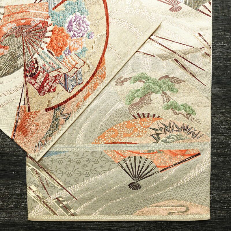 袋帯 詠歌清泉文 六通柄 フォーマル用 正絹 古典柄 箔 帯 クリーム_画像10