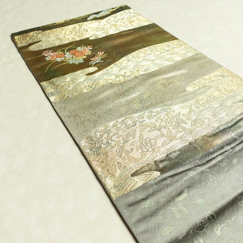 袋帯 六通柄 美品 正絹 風景柄 箔 金糸 帯 多色使い_画像19