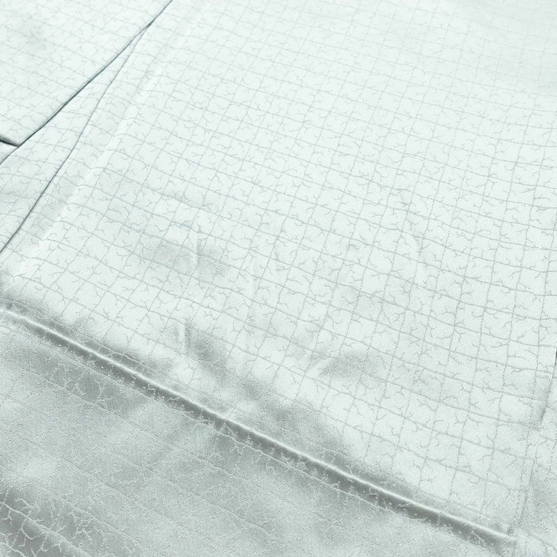 訪問着 綸子 正絹 木の葉・植物柄 袷仕立て 身丈163cm 裄丈67cm 刺繍 フォーマル ぼかし 菊 桜 紅葉 着物 共八掛 青・紺_画像15