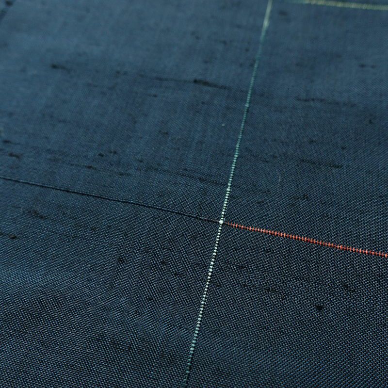 塩沢紬 紬 しつけ糸付き 正絹 チェック・格子柄 袷仕立て 身丈164cm 裄丈65cm つむぎ 塩澤紬 着物 青・紺_画像8