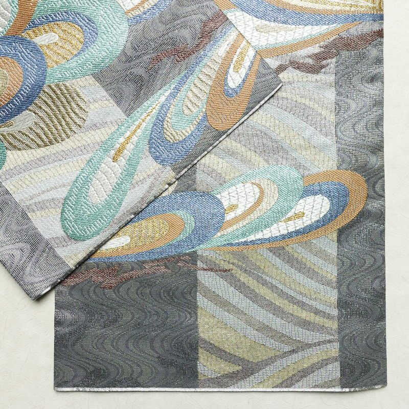 袋帯 六通柄 美品 フォーマル用 正絹 幾何学柄・抽象柄 金糸 銀糸 帯 グレー_画像13