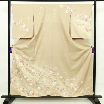 訪問着 縮緬 松雨 落款入り 友禅作家物 身丈160.5cm 裄丈66.5cm 一つ紋付き 正絹 花柄 袷仕立て ピンク | M(肩裄64～66) 古着 着物、リサイクル着物、アンティーク着物の錦屋