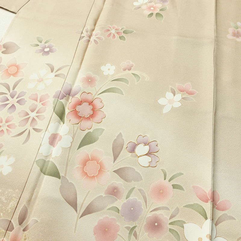 訪問着 しつけ糸付き 金駒刺繍 一つ紋付き 正絹 花柄 袷仕立て 身丈158cm 裄丈66.5cm 箔 金彩 フォーマル 着物 ベージュ_画像5