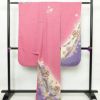 振袖 良品 正絹 花柄 袷仕立て 身丈166.5cm 裄丈69.5cm 箔 金彩 着物 成人式 二十歳の集い ピンク_画像2
