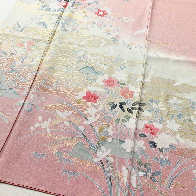 訪問着 美品 縮緬 一つ紋付き 正絹 風景柄 袷仕立て 身丈159.5cm 裄丈69.5cm 箔 金彩 フォーマル 着物 ピンク_画像4