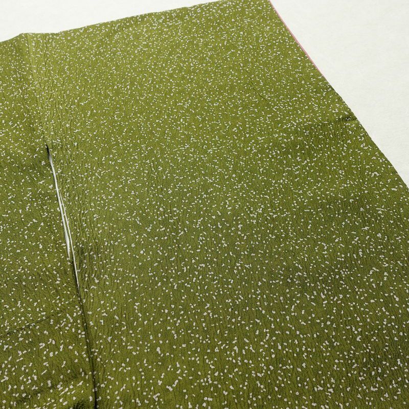 付け下げ 落款入り ふくれ織 縮緬 正絹 古典柄 袷仕立て 身丈163.5cm 裄丈66cm 箔 金彩 着物 緑・うぐいす色_画像13