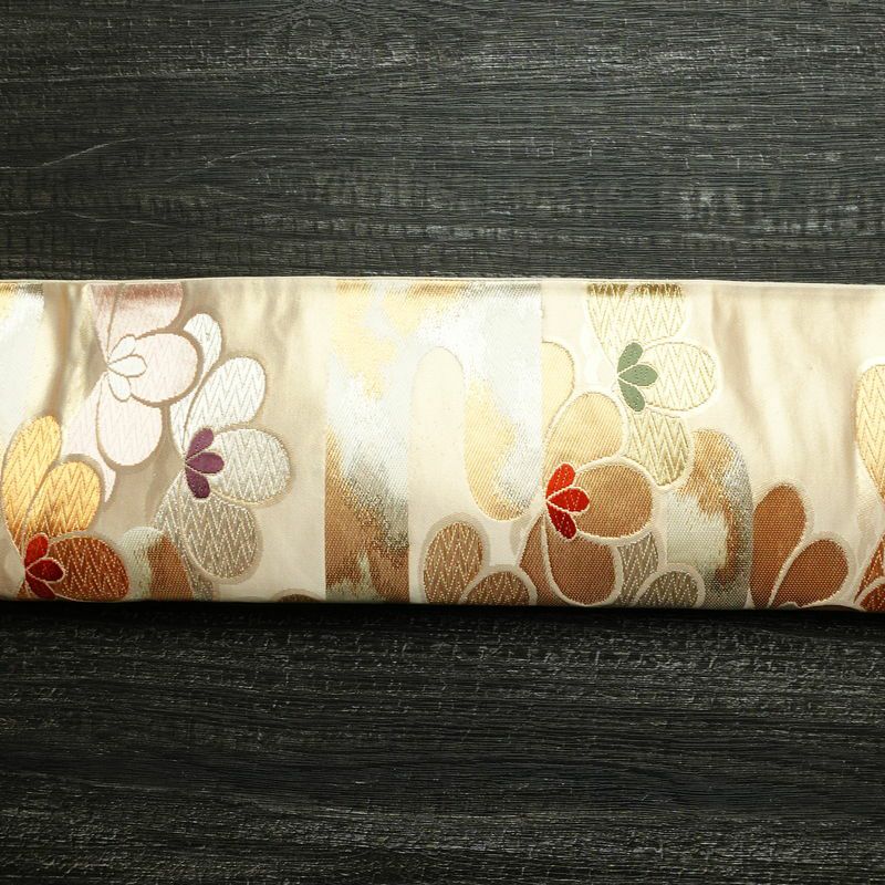 袋帯 六通柄 フォーマル用 正絹 古典柄 箔 金糸 帯 ベージュ_画像12