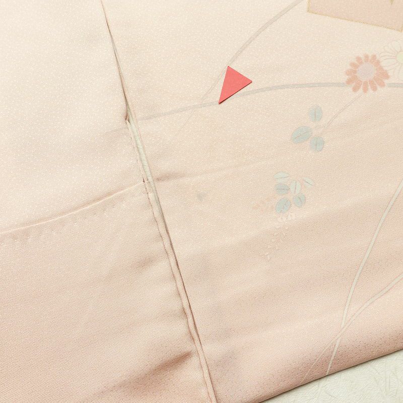 訪問着 金駒刺繍 正絹 古典柄 袷仕立て 身丈160cm 裄丈63cm 箔 共八掛 金彩 フォーマル 着物 ピンク_画像12